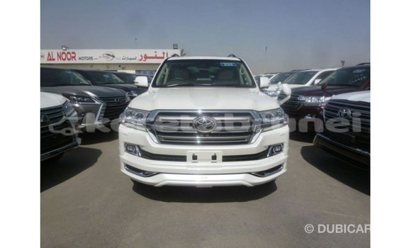 Buy Import Toyota Land Cruiser White Car in Import - Dubai in Belait Buy Import Toyota Land Cruiser White Car in Import - Dubai in Belait