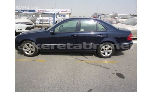 Buy Import Mercedes-Benz 200 Blue Car in Import - Dubai in Belait Buy Import Mercedes-Benz 200 Blue Car in Import - Dubai in Belait
