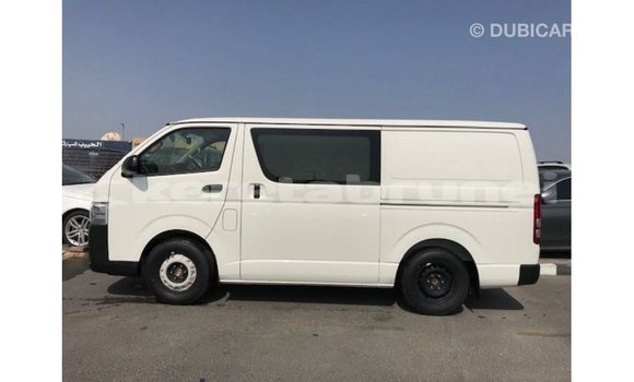 Buy Import Toyota Hiace White Car in Import - Dubai in Belait Buy Import Toyota Hiace White Car in Import - Dubai in Belait