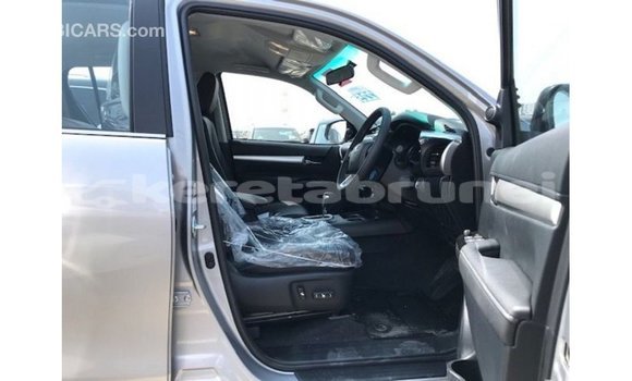 Buy Import Toyota Hilux Other Car in Import - Dubai in Belait Buy Import Toyota Hilux Other Car in Import - Dubai in Belait