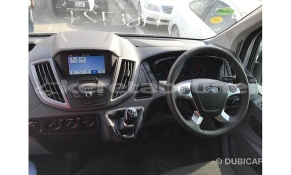Buy Import Ford Club Wagon White Car in Import - Dubai in Belait Buy Import Ford Club Wagon White Car in Import - Dubai in Belait