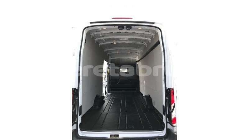 Big with watermark ford club wagon belait import dubai 3055