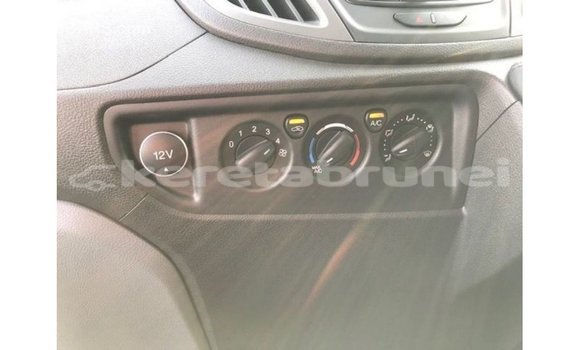 Buy Import Ford Club Wagon White Car in Import - Dubai in Belait Buy Import Ford Club Wagon White Car in Import - Dubai in Belait