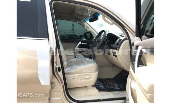 Buy Import Toyota Land Cruiser Other Car in Import - Dubai in Belait Buy Import Toyota Land Cruiser Other Car in Import - Dubai in Belait