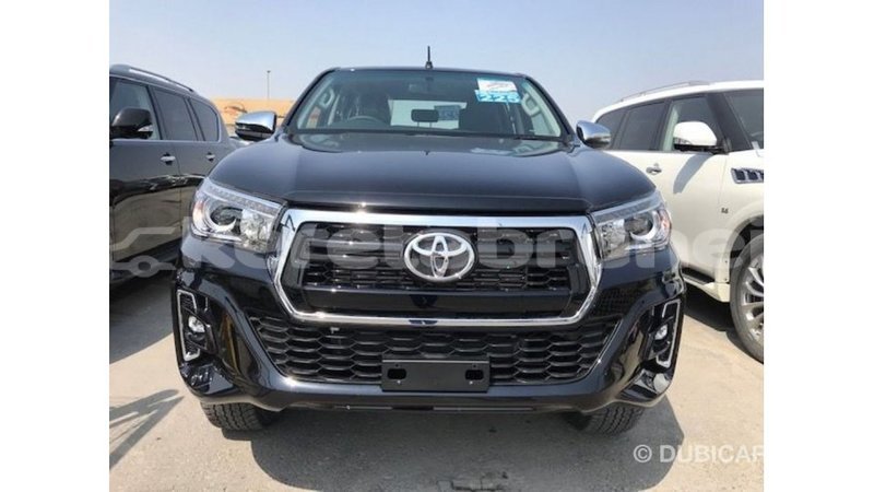 Big with watermark toyota hilux belait import dubai 3058