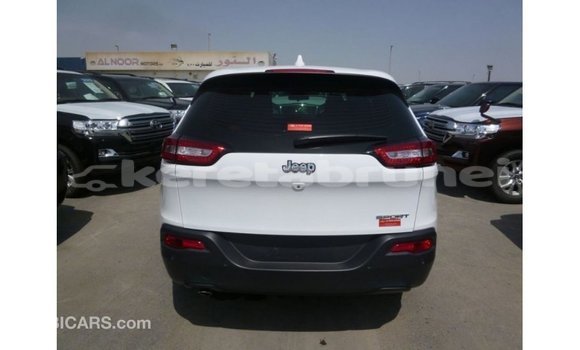 Buy Import Jeep Cherokee White Car in Import - Dubai in Belait Buy Import Jeep Cherokee White Car in Import - Dubai in Belait