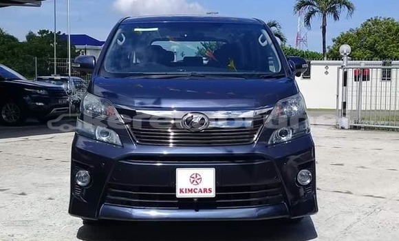 Buy Used Toyota Vellfire Blue Car in Bandar Seri Begawan in Brunei-Muara Buy Used Toyota Vellfire Blue Car in Bandar Seri Begawan in Brunei-Muara