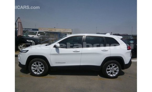Buy Import Jeep Cherokee White Car in Import - Dubai in Belait Buy Import Jeep Cherokee White Car in Import - Dubai in Belait