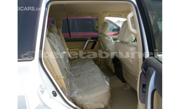 Buy Import Toyota Prado White Car in Import - Dubai in Belait Buy Import Toyota Prado White Car in Import - Dubai in Belait