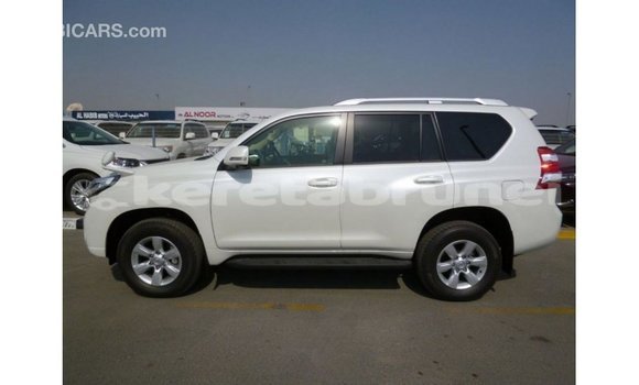 Buy Import Toyota Prado White Car in Import - Dubai in Belait Buy Import Toyota Prado White Car in Import - Dubai in Belait
