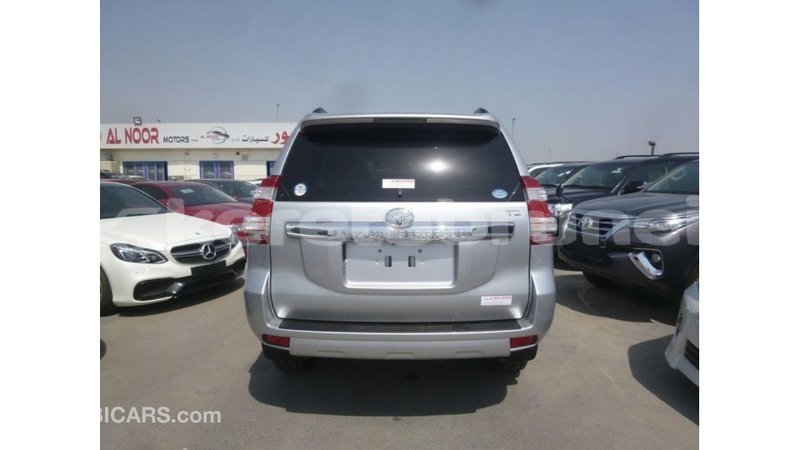 Big with watermark toyota prado belait import dubai 3072