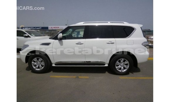 Buy Import Nissan Patrol White Car in Import - Dubai in Belait Buy Import Nissan Patrol White Car in Import - Dubai in Belait