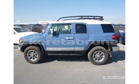 Buy Import Toyota FJ Cruiser Blue Car in Import - Dubai in Belait Buy Import Toyota FJ Cruiser Blue Car in Import - Dubai in Belait