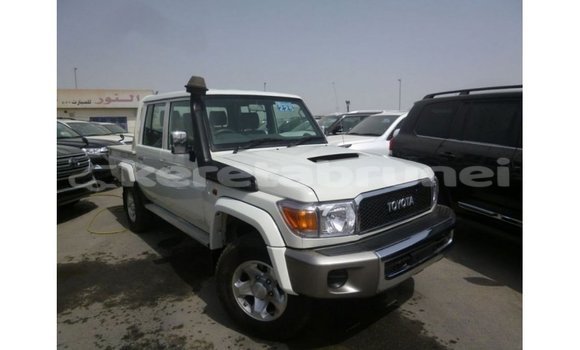 Buy Import Toyota Land Cruiser White Car in Import - Dubai in Belait Buy Import Toyota Land Cruiser White Car in Import - Dubai in Belait