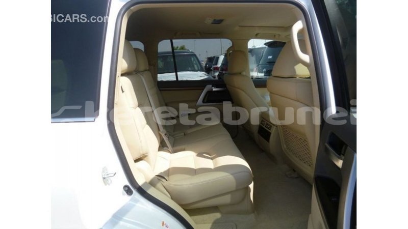 Big with watermark toyota land cruiser belait import dubai 3094