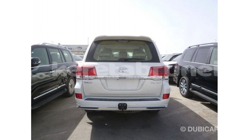 Big with watermark toyota land cruiser belait import dubai 3095