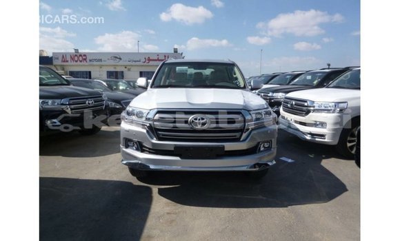 Buy Import Toyota Land Cruiser Other Car in Import - Dubai in Belait Buy Import Toyota Land Cruiser Other Car in Import - Dubai in Belait