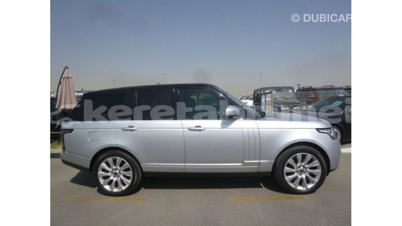 Big with watermark land rover range rover belait import dubai 3097