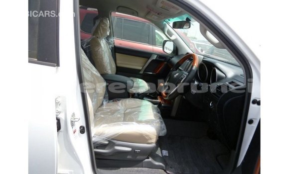 Buy Import Toyota Prado White Car in Import - Dubai in Belait Buy Import Toyota Prado White Car in Import - Dubai in Belait