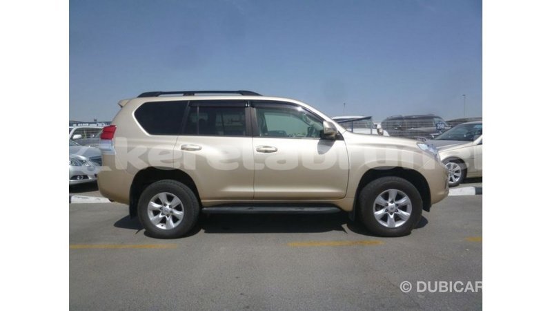 Big with watermark toyota prado belait import dubai 3100