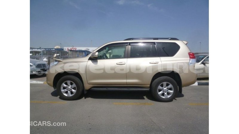 Big with watermark toyota prado belait import dubai 3100
