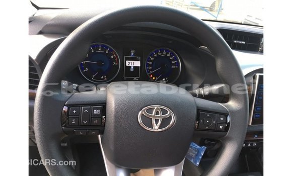 Buy Import Toyota Hilux White Car in Import - Dubai in Belait Buy Import Toyota Hilux White Car in Import - Dubai in Belait