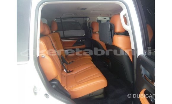 Buy Import Lexus LX White Car in Import - Dubai in Belait Buy Import Lexus LX White Car in Import - Dubai in Belait
