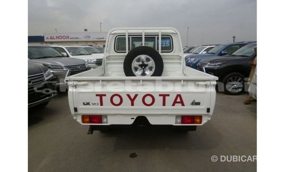 Buy Import Toyota Land Cruiser White Car in Import - Dubai in Belait Buy Import Toyota Land Cruiser White Car in Import - Dubai in Belait