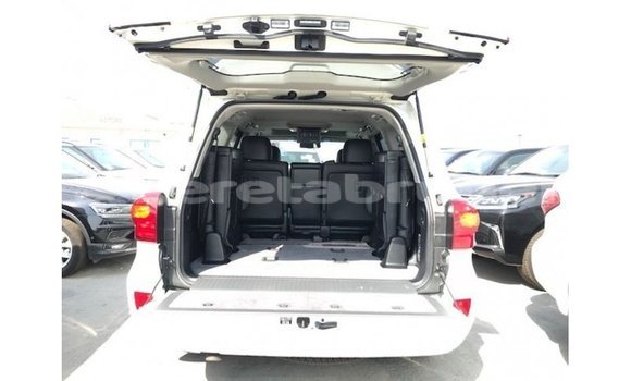 Buy Import Toyota Land Cruiser White Car in Import - Dubai in Belait Buy Import Toyota Land Cruiser White Car in Import - Dubai in Belait