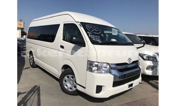 Buy Import Toyota Hiace White Car in Import - Dubai in Belait Buy Import Toyota Hiace White Car in Import - Dubai in Belait