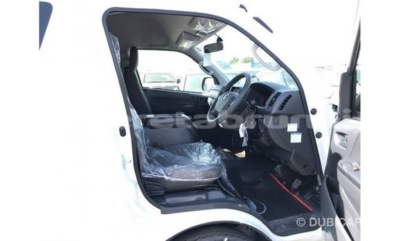 Buy Import Toyota Hiace White Car in Import - Dubai in Belait Buy Import Toyota Hiace White Car in Import - Dubai in Belait