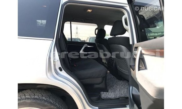 Buy Import Toyota Land Cruiser Other Car in Import - Dubai in Belait Buy Import Toyota Land Cruiser Other Car in Import - Dubai in Belait