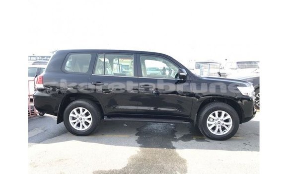 Buy Import Toyota Land Cruiser Black Car in Import - Dubai in Belait Buy Import Toyota Land Cruiser Black Car in Import - Dubai in Belait