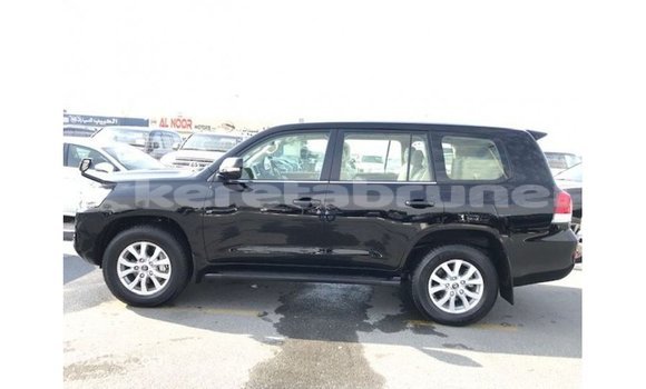Buy Import Toyota Land Cruiser Black Car in Import - Dubai in Belait Buy Import Toyota Land Cruiser Black Car in Import - Dubai in Belait