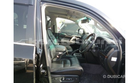 Buy Import Toyota Land Cruiser Black Car in Import - Dubai in Belait Buy Import Toyota Land Cruiser Black Car in Import - Dubai in Belait