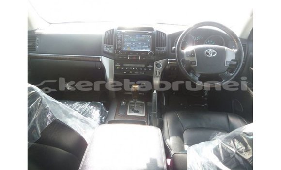 Buy Import Toyota Land Cruiser Black Car in Import - Dubai in Belait Buy Import Toyota Land Cruiser Black Car in Import - Dubai in Belait