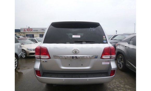 Buy Import Toyota Land Cruiser Other Car in Import - Dubai in Belait Buy Import Toyota Land Cruiser Other Car in Import - Dubai in Belait
