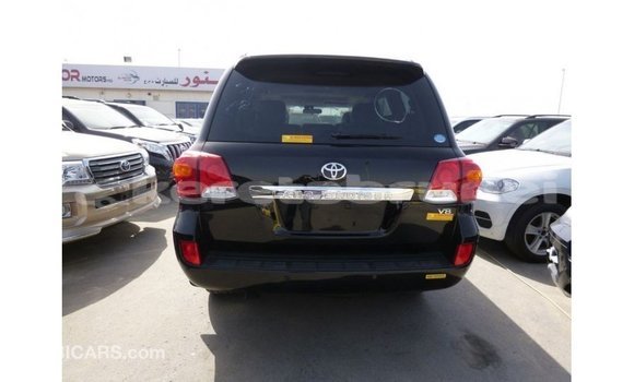 Buy Import Toyota Land Cruiser Black Car in Import - Dubai in Belait Buy Import Toyota Land Cruiser Black Car in Import - Dubai in Belait