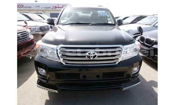 Buy Import Toyota Land Cruiser Black Car in Import - Dubai in Belait Buy Import Toyota Land Cruiser Black Car in Import - Dubai in Belait