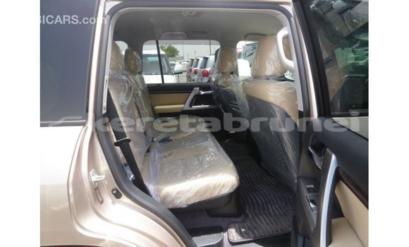 Buy Import Toyota Land Cruiser Other Car in Import - Dubai in Belait Buy Import Toyota Land Cruiser Other Car in Import - Dubai in Belait