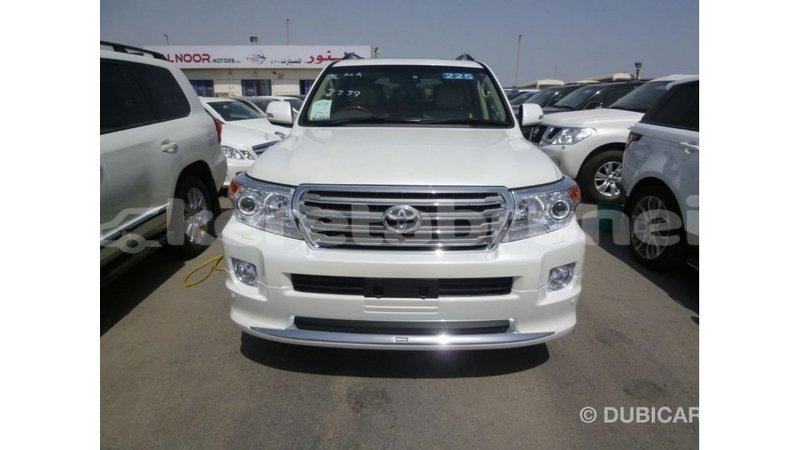 Big with watermark toyota land cruiser belait import dubai 3130