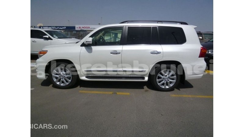 Big with watermark toyota land cruiser belait import dubai 3130