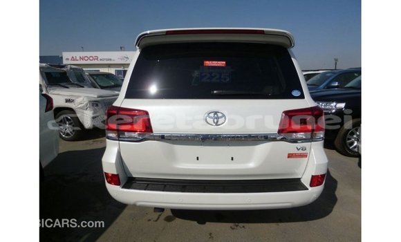 Buy Import Toyota Land Cruiser White Car in Import - Dubai in Belait Buy Import Toyota Land Cruiser White Car in Import - Dubai in Belait