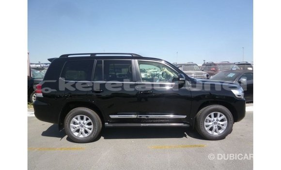 Buy Import Toyota Land Cruiser Black Car in Import - Dubai in Belait Buy Import Toyota Land Cruiser Black Car in Import - Dubai in Belait
