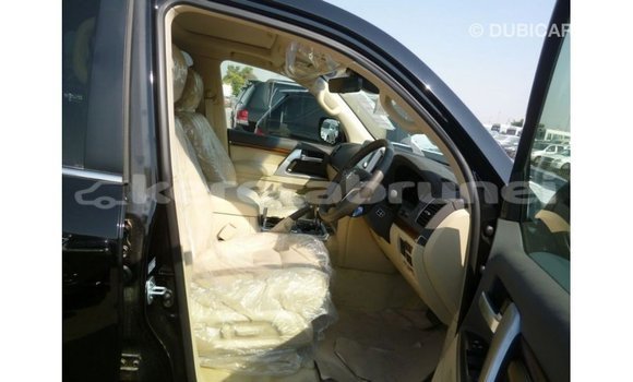Buy Import Toyota Land Cruiser Black Car in Import - Dubai in Belait Buy Import Toyota Land Cruiser Black Car in Import - Dubai in Belait