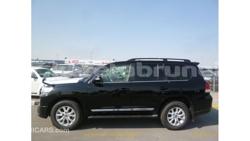 Big with watermark toyota land cruiser belait import dubai 3140