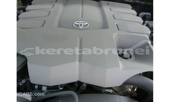 Buy Import Toyota Land Cruiser Black Car in Import - Dubai in Belait Buy Import Toyota Land Cruiser Black Car in Import - Dubai in Belait