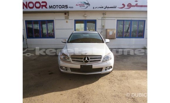 Buy Import Mercedes-Benz 200 Other Car in Import - Dubai in Belait Buy Import Mercedes-Benz 200 Other Car in Import - Dubai in Belait