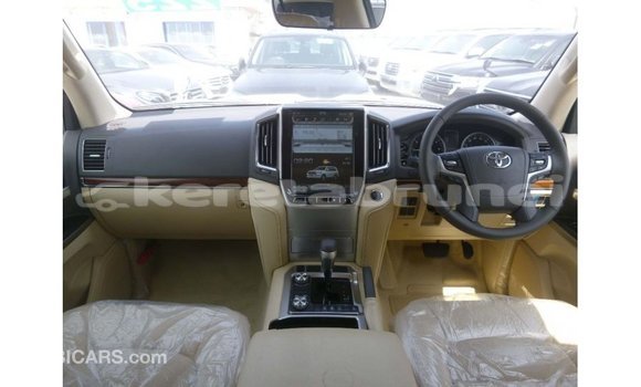 Buy Import Toyota Land Cruiser White Car in Import - Dubai in Belait Buy Import Toyota Land Cruiser White Car in Import - Dubai in Belait