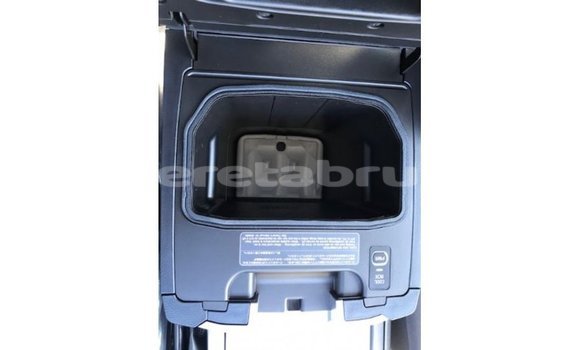 Buy Import Toyota Land Cruiser White Car in Import - Dubai in Belait Buy Import Toyota Land Cruiser White Car in Import - Dubai in Belait